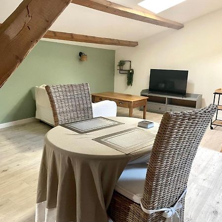 Appartement Les Vieux Platanes à La Crau Extérieur photo