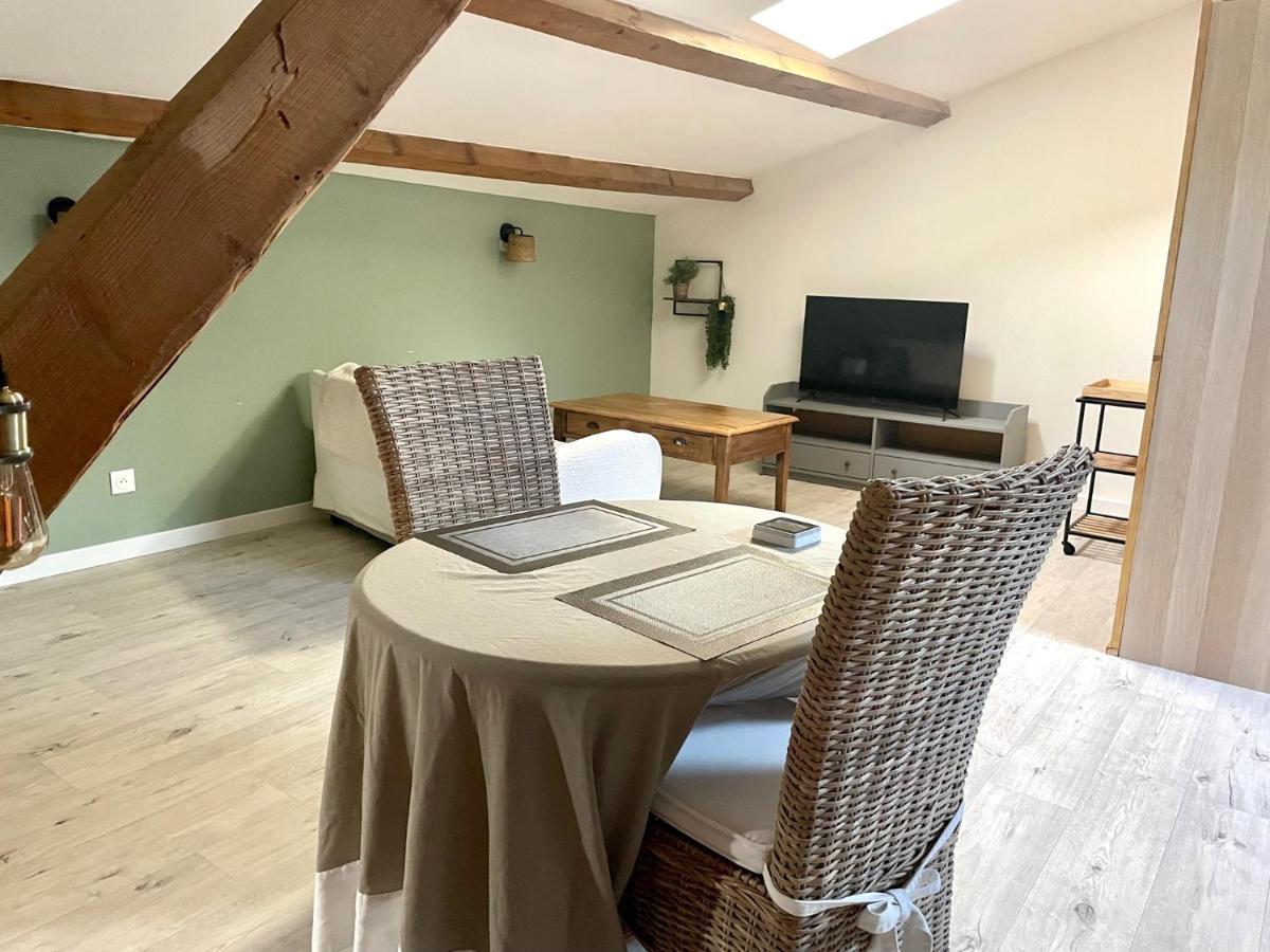 Appartement Les Vieux Platanes à La Crau Extérieur photo